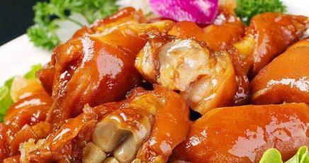 香糯的猪蹄浓浓的香气让你心动了吗