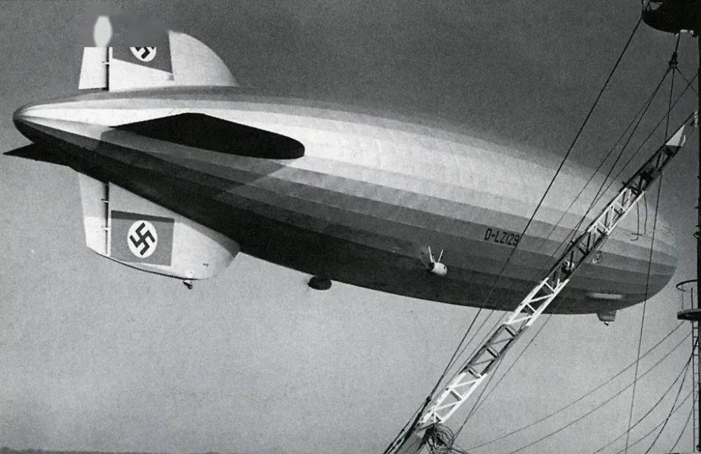 齐柏林飞艇空中邮轮兴登堡号