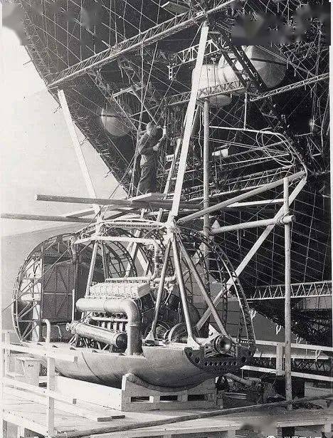 齐柏林飞艇空中邮轮兴登堡号