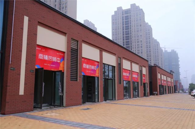 11月21日,秀山信达城加推三期农贸市场商铺29号楼,共计20套,仅短短一