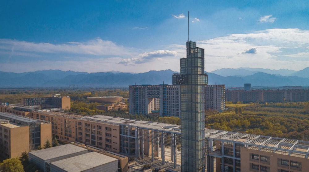 诗词文化的灯塔指引,扎根古都西安,寻找文化基因.