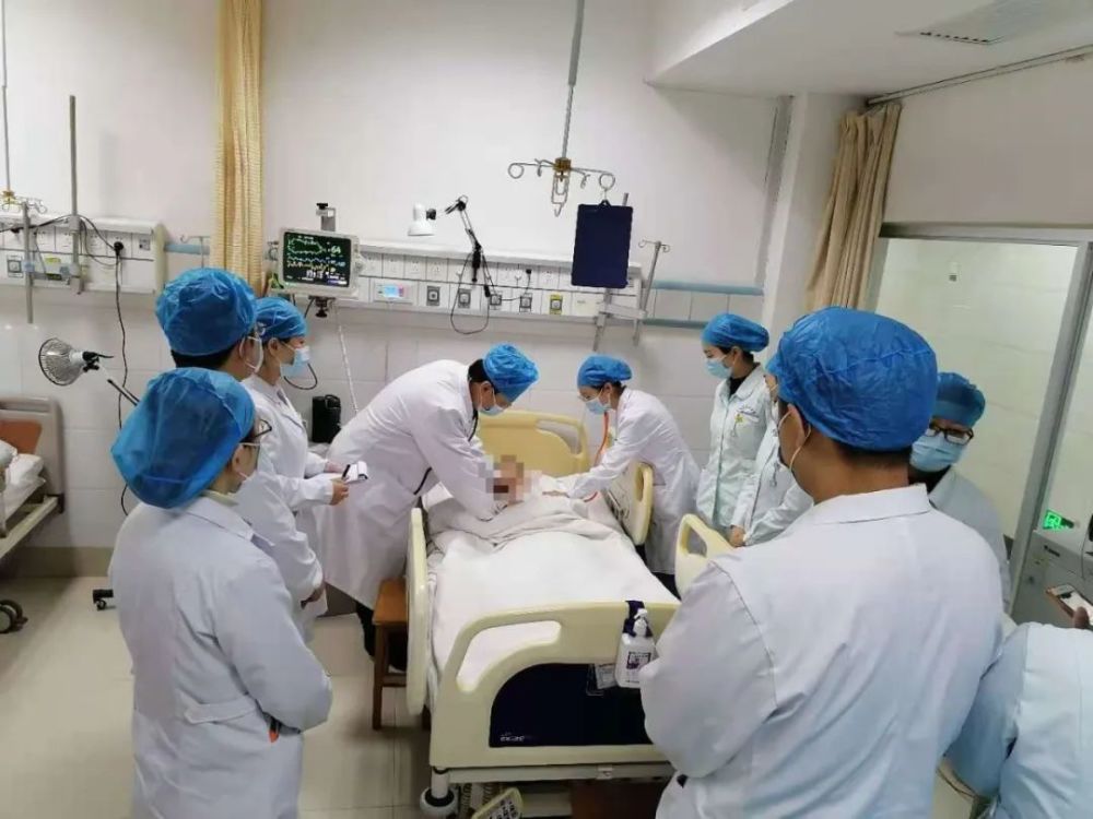 精医技 保健康|当出血热患者集中入院