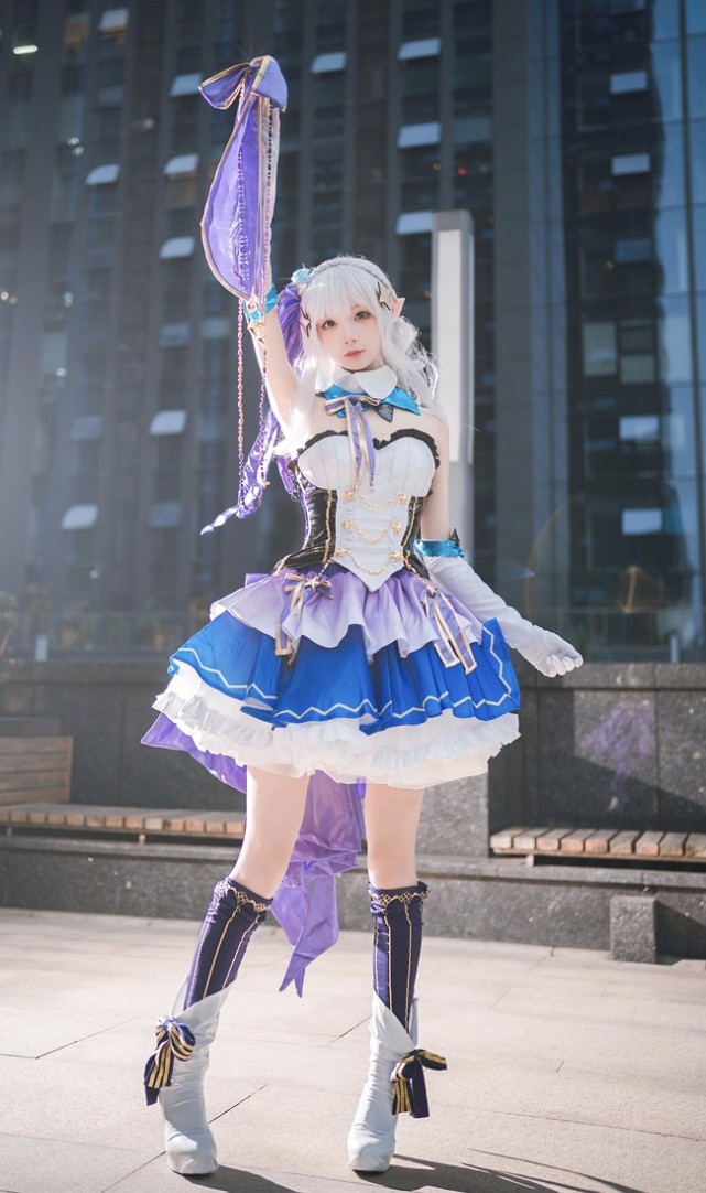 cos欣赏:爱蜜莉雅 偶像ver