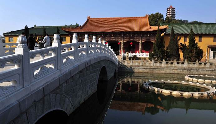 中國十大名山廬山,裡面竟然藏一千年古寺,還是日本佛教祖庭?