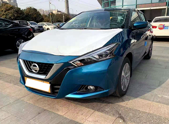 实拍犀利造型的日产蓝鸟已经卖到7万块但销量下滑严重