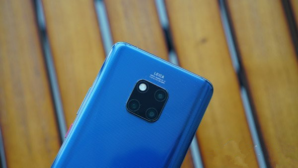 从6799降到2500,二手华为依然很香,2k屏 256gb