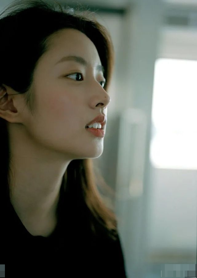 新任龙女郎:徐若晗非常有辨识度的娇憨美人脸_腾讯新闻