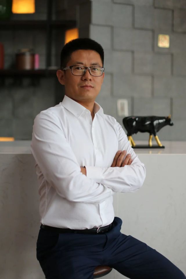 思维对话东方高圣张聪穿越变革循三大路径寻找下一个千亿医药股