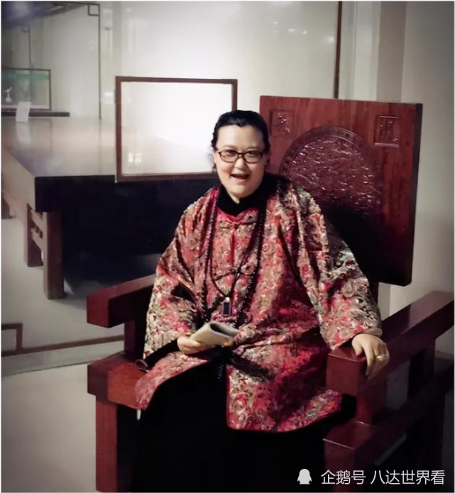 最重要的是要有坚强的毅力,期待谢晶晶再次发的美女照片