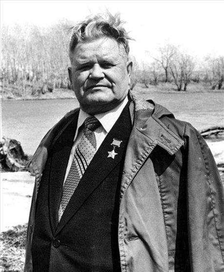 一个参加过世界杯进5球,一个活到96|西蒙·海耶|马豪斯·海茨瑙亚