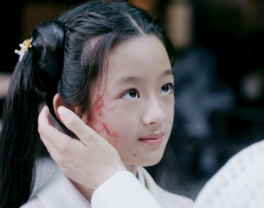 爆红后被于正盯上,有小赵丽颖之称|黄杨钿甜|赵丽颖|于正|狼殿下|杨幂