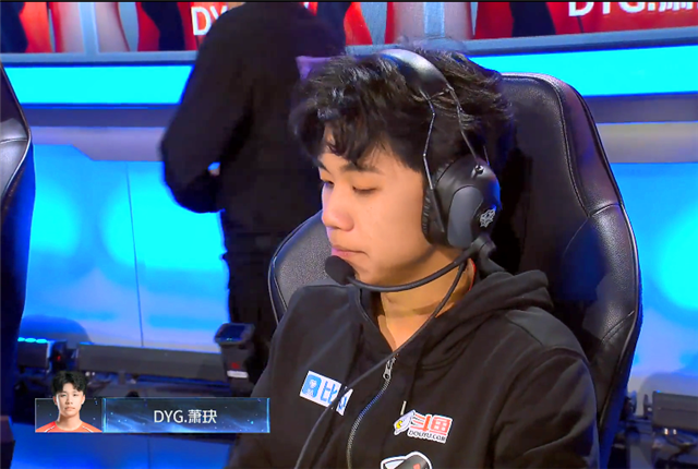 萧玦连中单夏侯惇都学会了dyg还需要久诚吗粉丝赢了ag再说