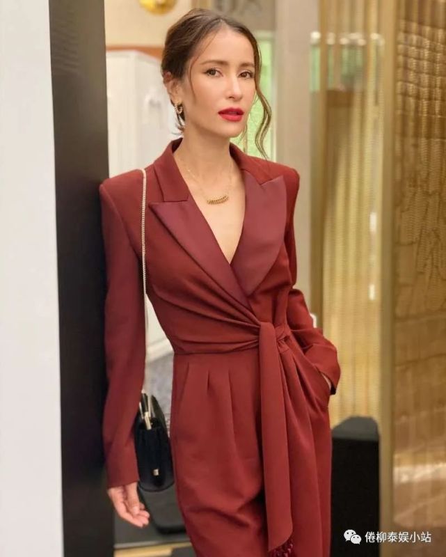 泰星ann畅谈17年爱情长跑:在等他的求婚,也在等结婚的日子