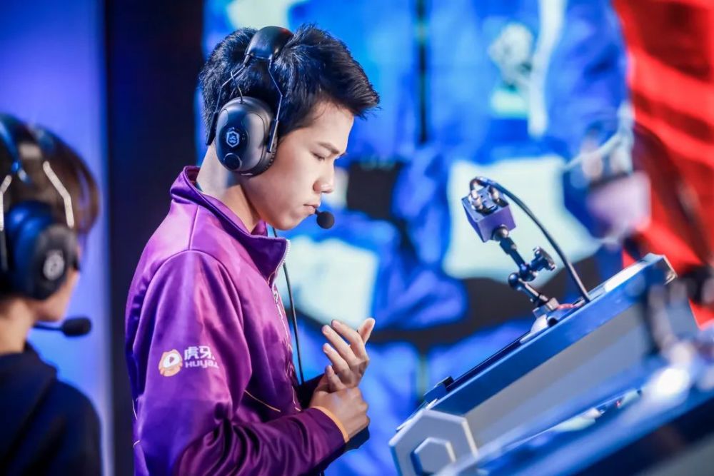 万众期待之一 种子选手 小可爱"小陈_littel chen" 相信也是许多cr