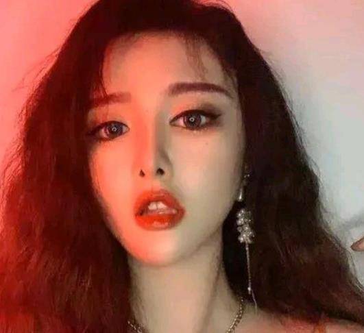 126万粉丝的女艺人沈佳欣发文质疑钟南山院士网友无知者无畏