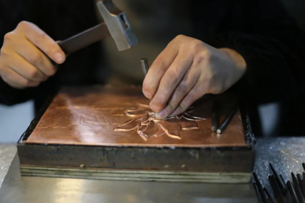 金属錾刻教学精细到难以想象的金工手艺延续了千年