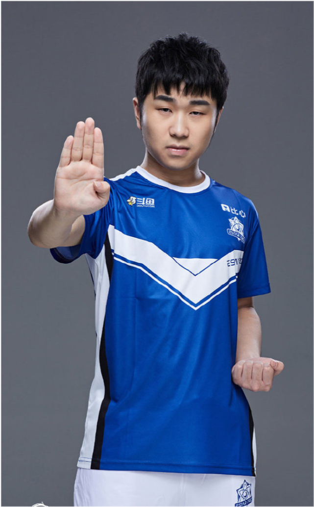 estar无铭:他的成长被杂七杂八的争议所掩盖!kpl