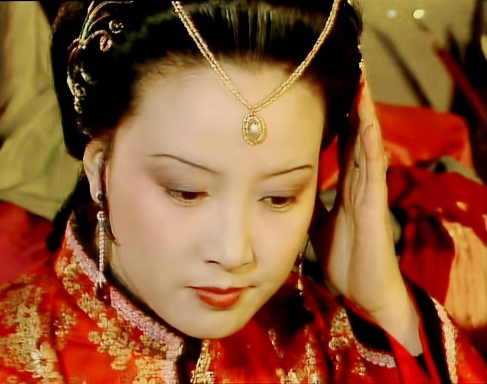 王熙凤那么多的私房钱都去哪了