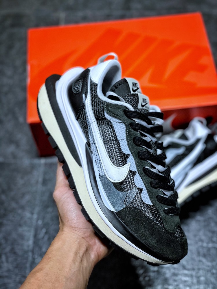 sacaixnikevaporwaffle30黑白开箱测评