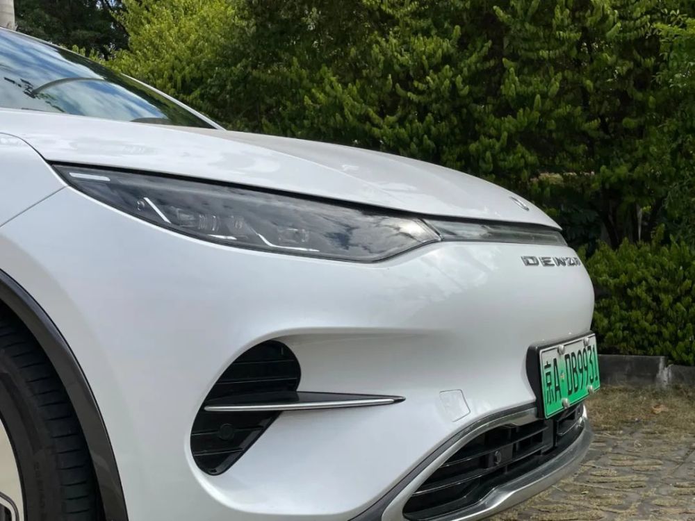 30万元就能买到的奔驰纯电7座suv试驾腾势xbev