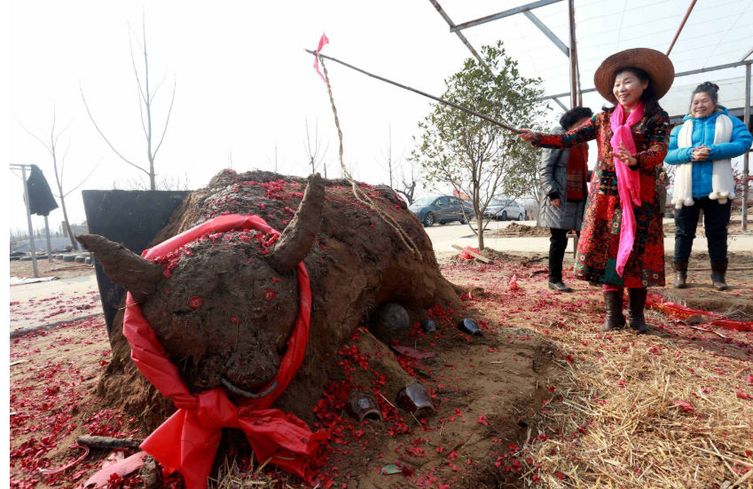 古人讲"好女不观灯,好男不鞭春",是什么意思?