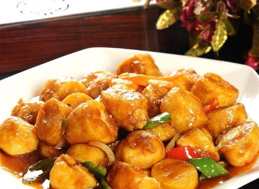 铁板红烧日本豆腐,表皮香酥入味