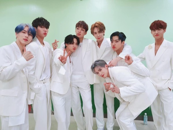 pentagon演唱会急喊卡!同台偶像确诊 hui"隔离中"入伍延期