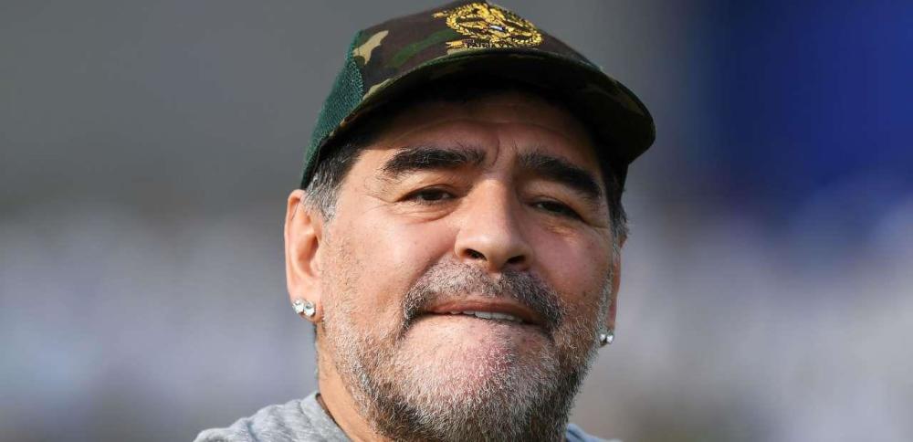 球王已逝传奇永存马拉多纳曾在自传中表达对乔丹的敬意