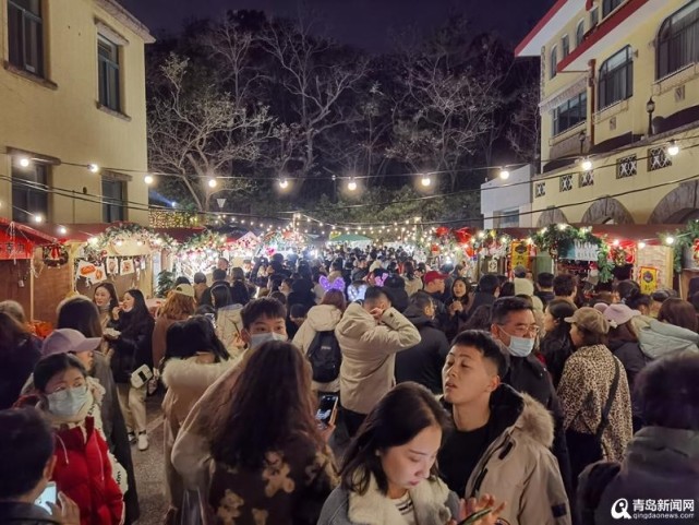 青岛星星市集浪漫启幕火爆人气吸引网红大v打卡