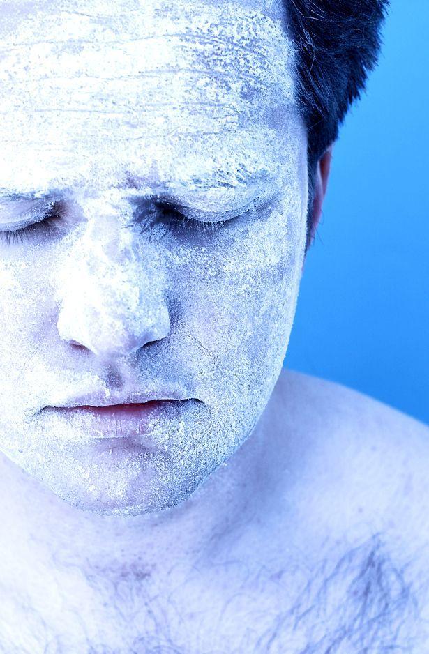 英国老人支付百万在零下79度下冷冻尸体期待几个世纪后复活