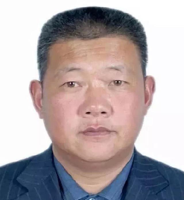 霸占人妻纳5房姨太枪杀4人一举成名人称青海大王张四爷