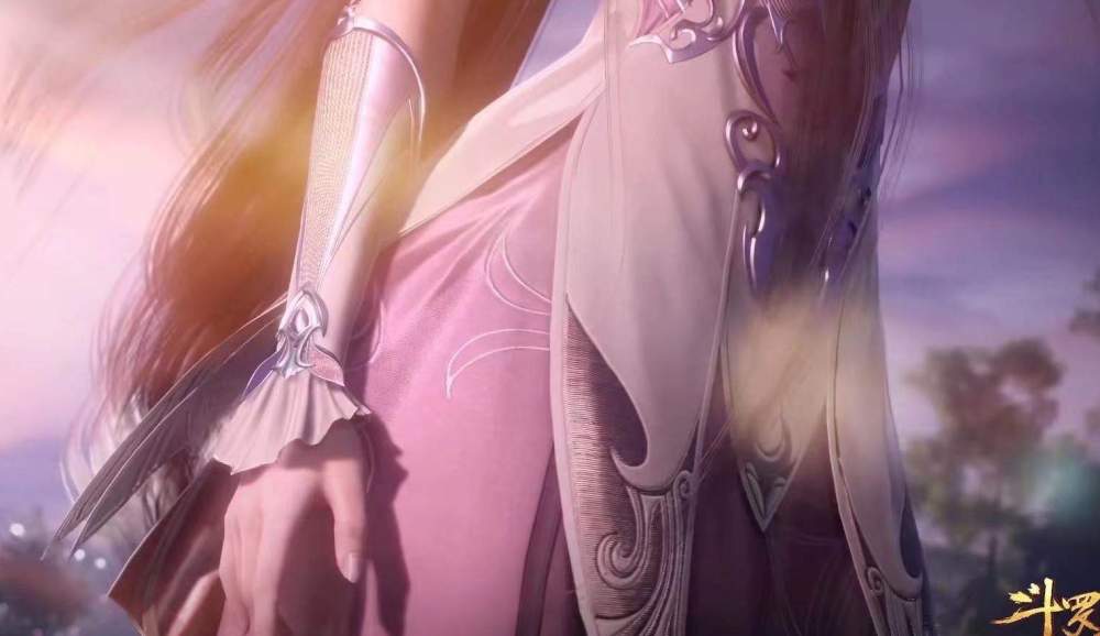 紧接着,我们来看看小舞的腰部服装设计,整体上看上去貌似并没有凸显