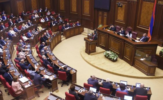 亚美尼亚召开紧急会议