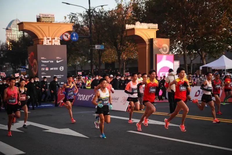 2020上海马拉松收官新科冠军说上马给了我天时地利人和