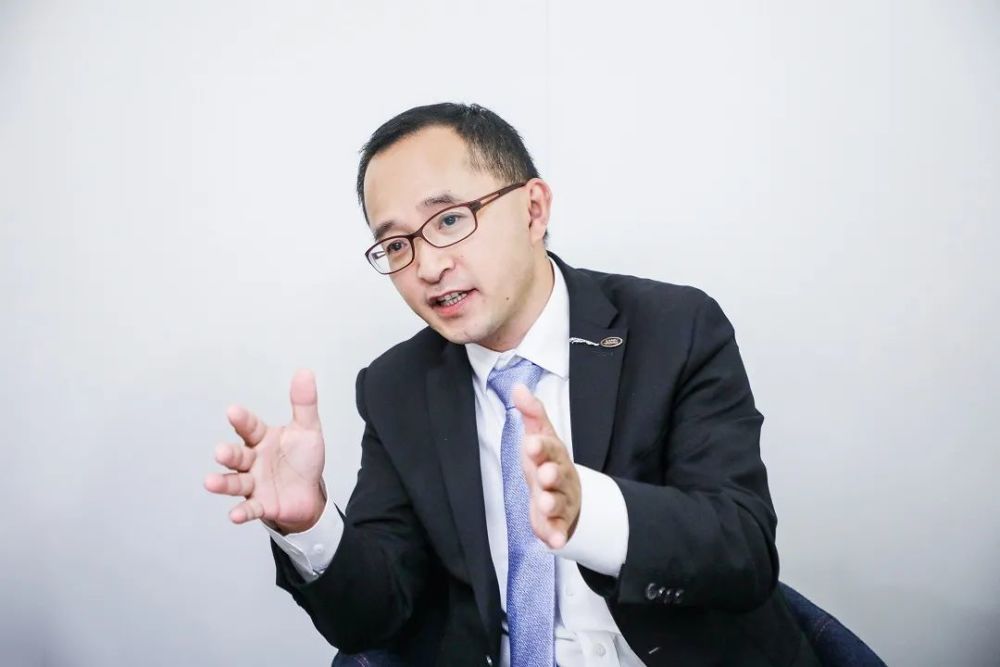智联专访丨捷豹路虎李大龙打好营销组合拳客户至上将贯穿到底