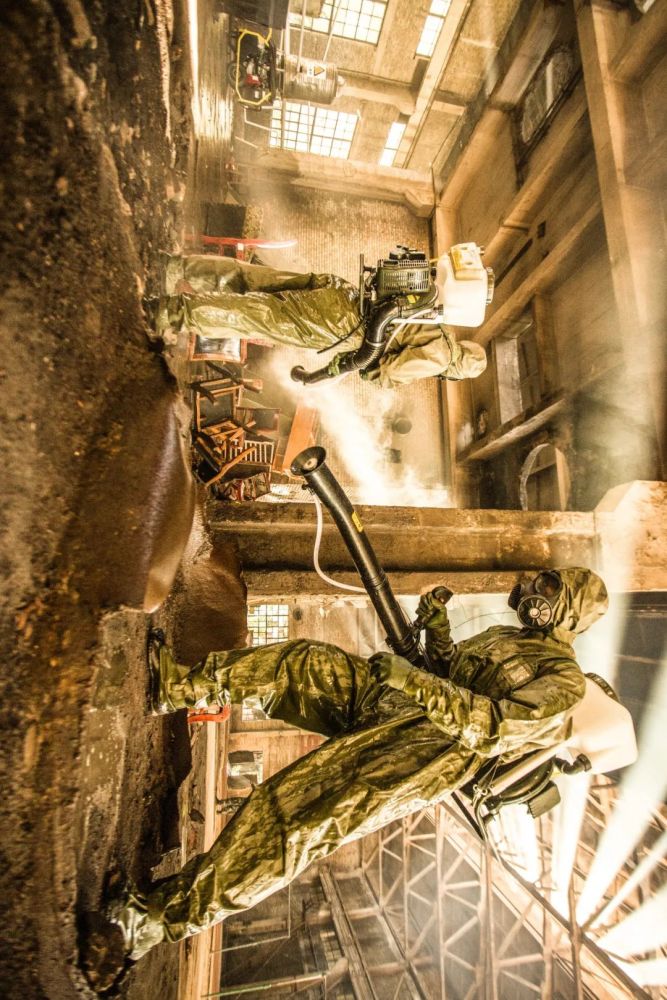 震撼大图丨神秘战士的硝烟战场