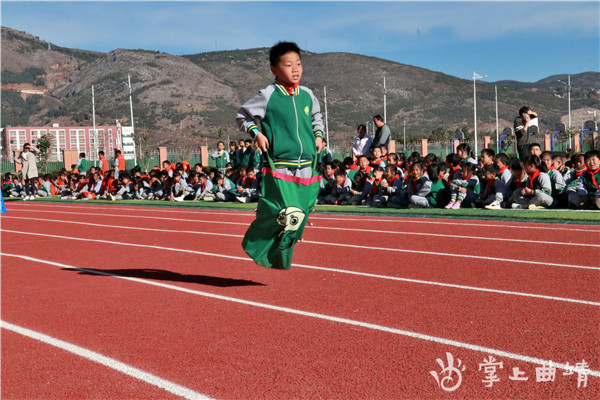 会泽县春晖小学图片