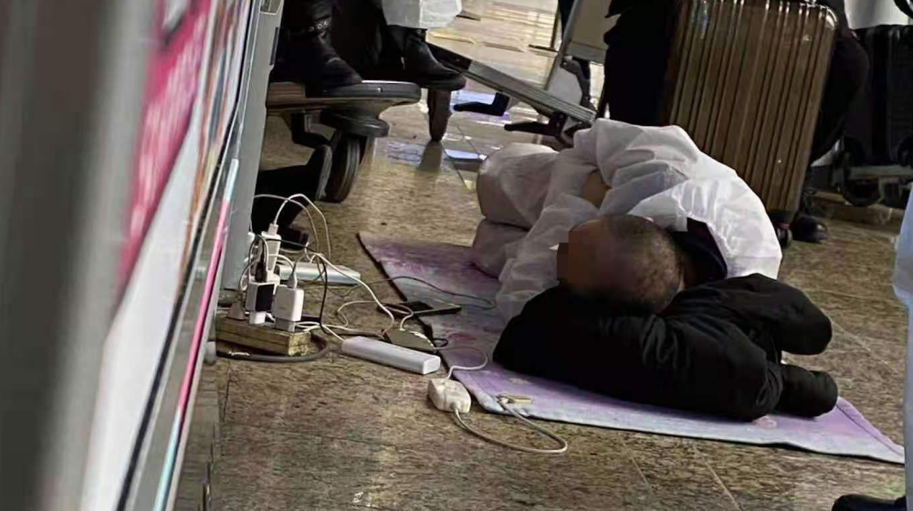 赴華航班起飛前4小時 190人健康碼集體變黃 怎麽回事？