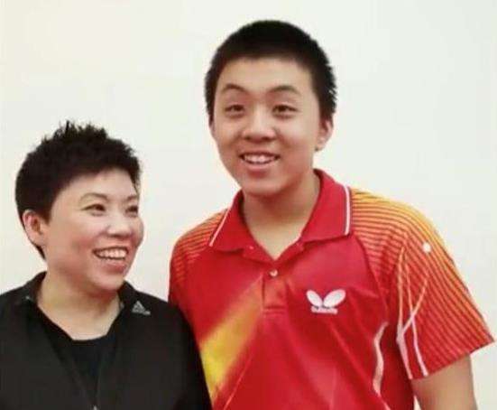 国乒后继有人林瀚铭获得乒乓球单打冠军，邓亚萍：比我夺冠还开心