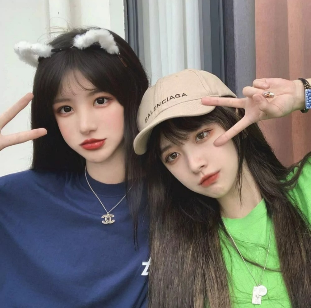 闺蜜女头/能出现在草稿纸上的名字都意义非凡