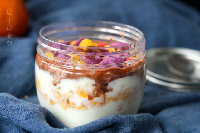 不用开火,吃一杯就顶饱,比馒头包子强|巧克力|燕麦|奶昔|牛奶|包子