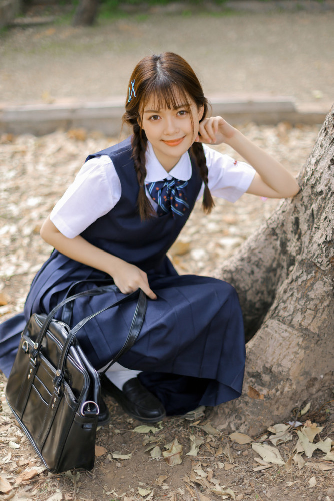 邻家可爱妹妹般制服美少女,好漂亮