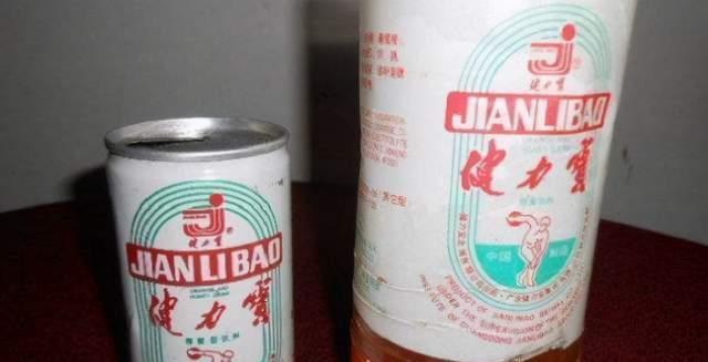 健力宝饮料原本活跃于80-90年代,许多八零后的童年回忆正是它,而再度