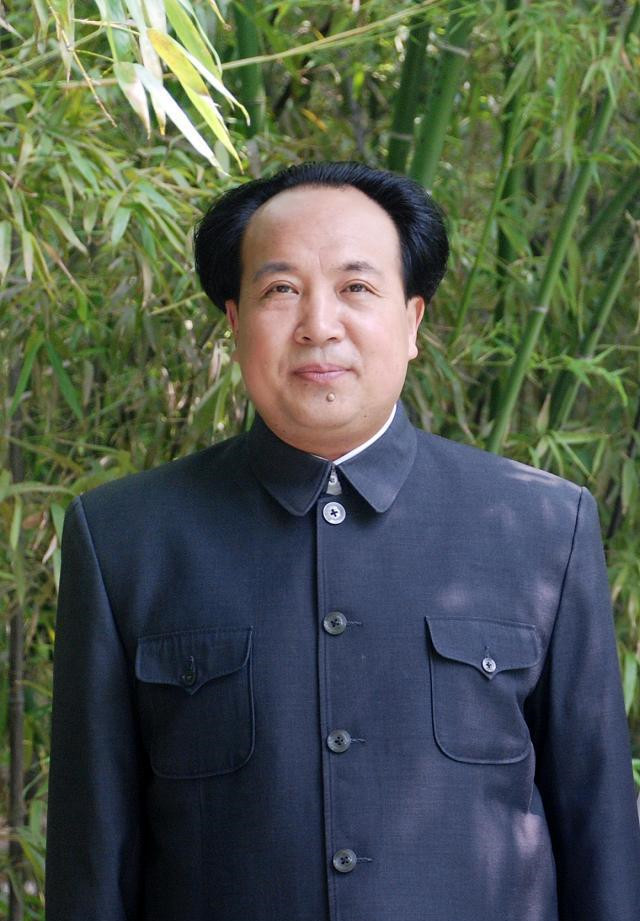 古月后又有"古小月""古云",二线伟人特型演员进入杂乱生长期