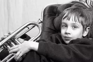 起名生辰八字五行取名:有气质的高姓男孩