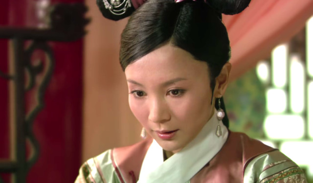 甄嬛传:皇上宠幸颂芝和余氏,为何看不上浣碧?果郡王知道原因