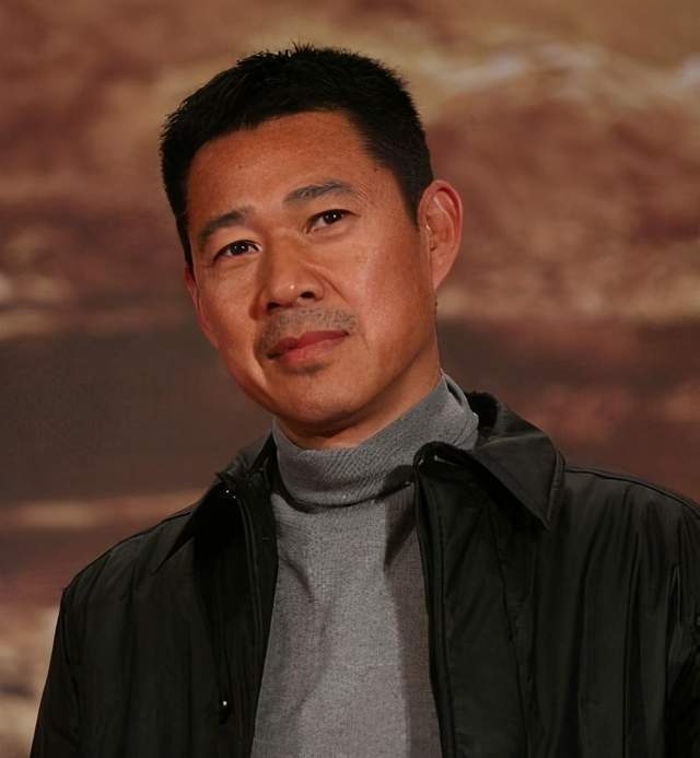 张丰毅:与吕丽萍结婚3年,为何转身迎娶小12岁娇妻?