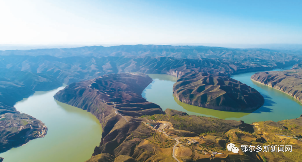 等,享有"内蒙古盆景"之称,拥有响沙湾,七星湖,鄂尔多斯草原,萨拉乌苏