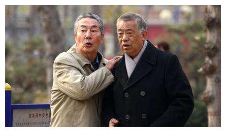 79岁杜雨露家中去世葬礼仅到场6人曾被病痛折磨得不成人形