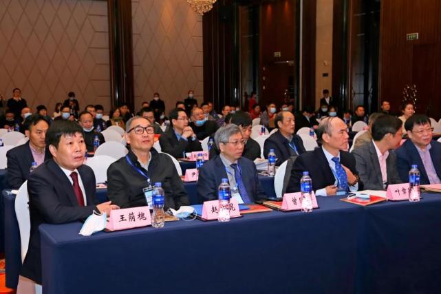 星灿连续三届携手中南大学湘雅二医院举办泌尿结石学术峰会